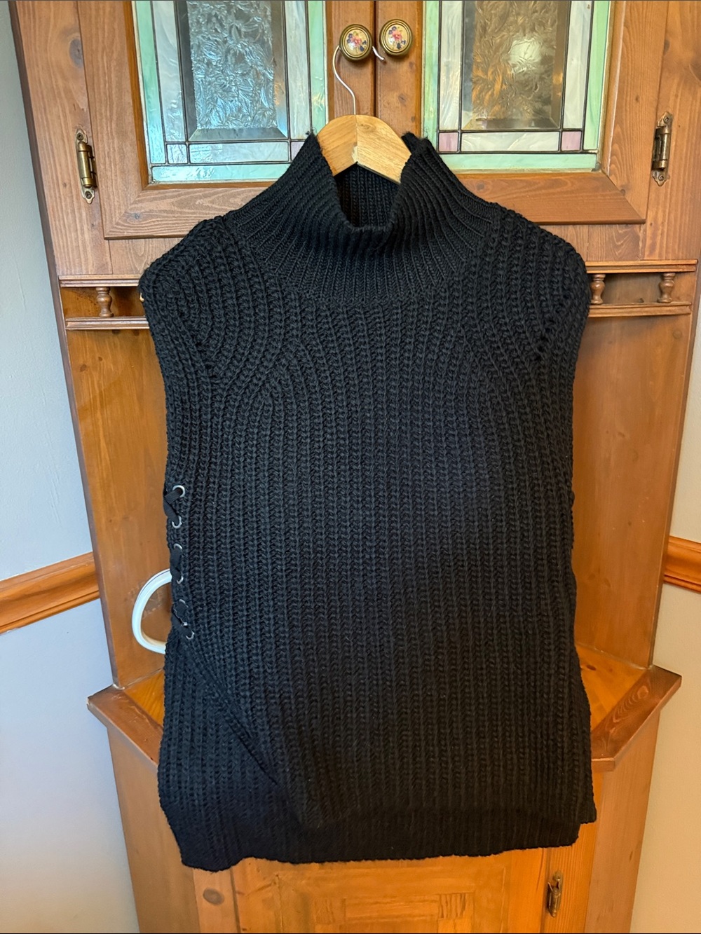 SET Fashion Alpaca Blend Side Lace-Up Turtleneck Sweater Vest Black XS / 0
